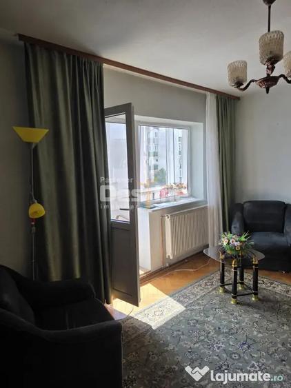 Apartament cu 2 camere decomandat în Central