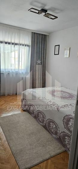 Apartament cu 3 camere decomandat, mobilat în Ampoi 3