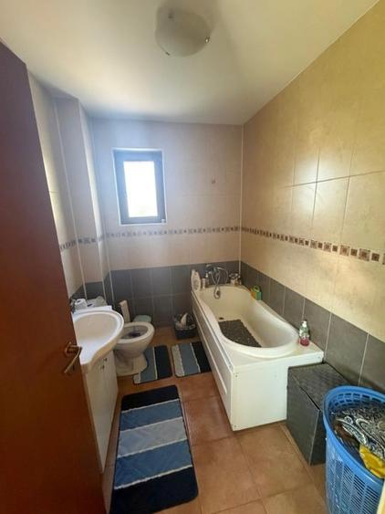 Duplex cu 5 camere cu Canalizare în Valea Lupului