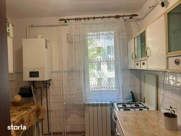 Apartament cu 3 camere decomandat în Alexandru cel Bun