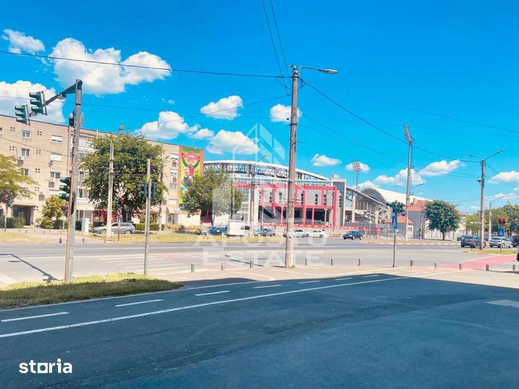Spațiu comercial, de 95 mp, în Șega