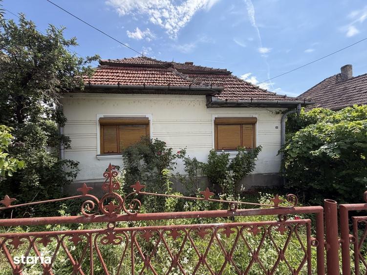 Casa pentru locuit, cu anexa si gradina - 5