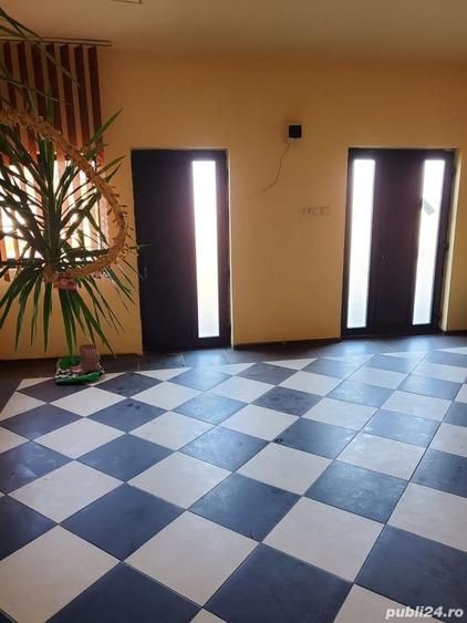 Spațiu comercial, de 37 mp, în Strehaia