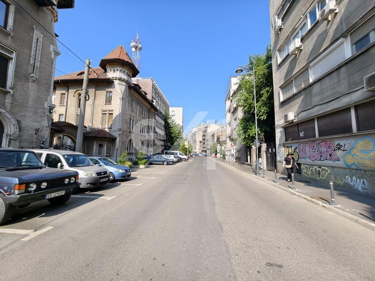 Apartament cu 2 camere decomandat, mobilat în Ultracentral