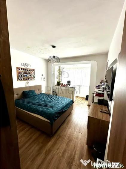 Apartament cu 4 camere decomandat în Circumvalațiunii
