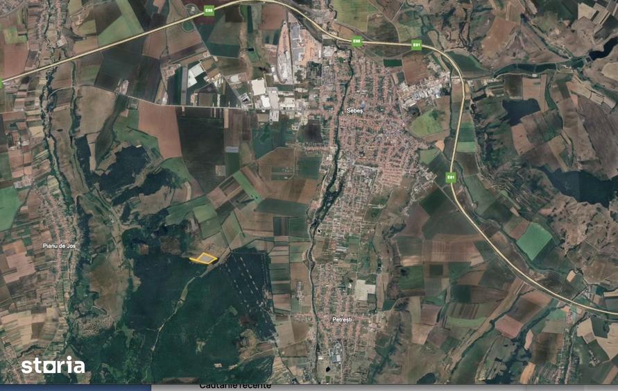 Teren de 42600 mp, în Central