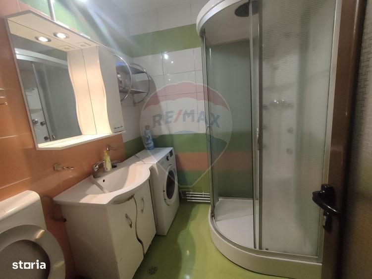 Apartament cu 3 camere în Calea Dumbrăvii