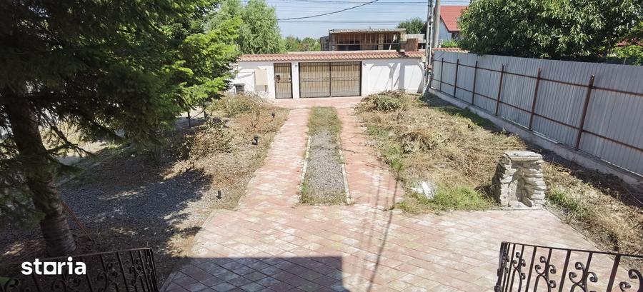 Casă cu 5 camere cu Teren 1438 Mp în Chiscani