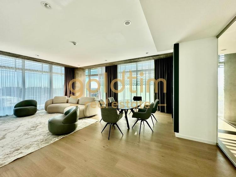Apartament cu 4 camere semidecomandat, mobilat în Floreasca