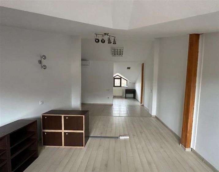 Birou, de 40 mp, în Păcurari