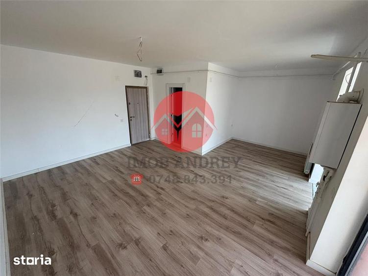 Garsonieră în E3