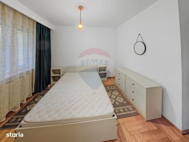 Apartament 4 camere in centrul Bacaului - Ocazie rara! - 5