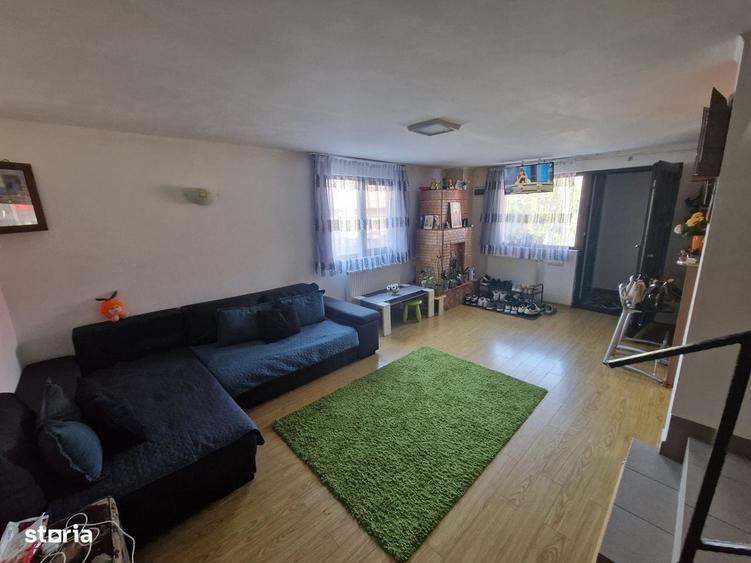 Casă cu 4 camere în Ghioșești