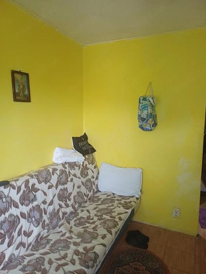 Garsonieră decomandată în Podul de Piatră