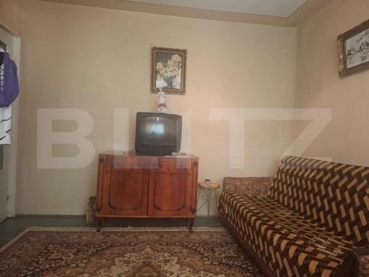 Apartament cu 2 camere semidecomandat în Micro 5