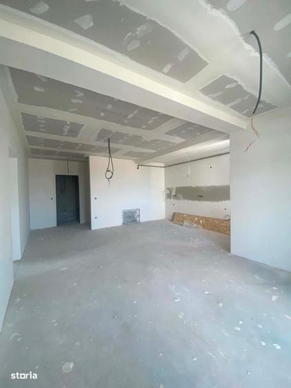 Apartament cu 3 camere decomandat în Central — fotografia 3