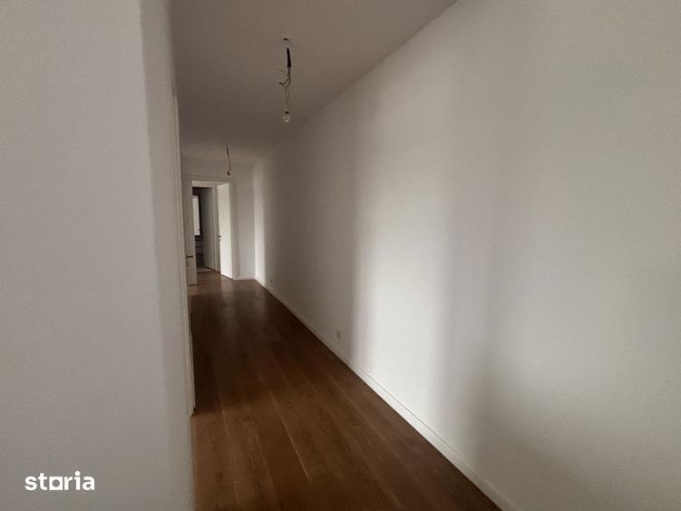 Apartament cu 4 camere în Grivița
