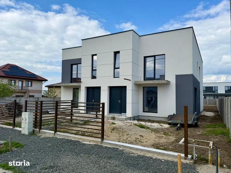 Casă cu 3 camere cu Teren 170 Mp în Dumbrăvița