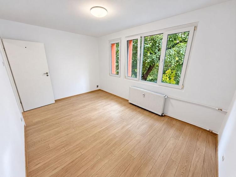 Apartament cu 3 camere în Iancului