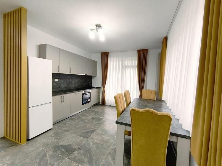 Casă cu 4 camere cu Teren 350 Mp în Central