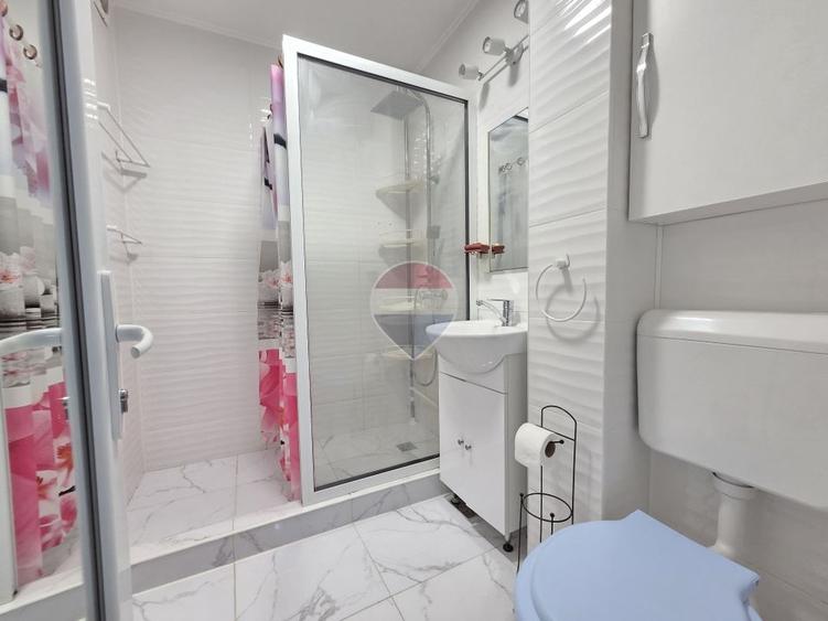 Apartament cu 2 camere decomandat, mobilat în Sud