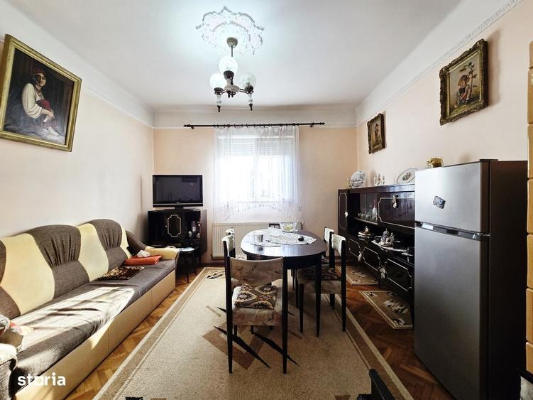 Casă cu 3 camere cu Teren 1064 Mp în Bujac