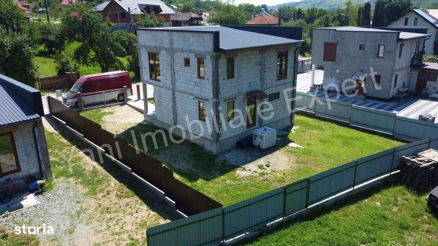 Casă cu 4 camere în Tutana