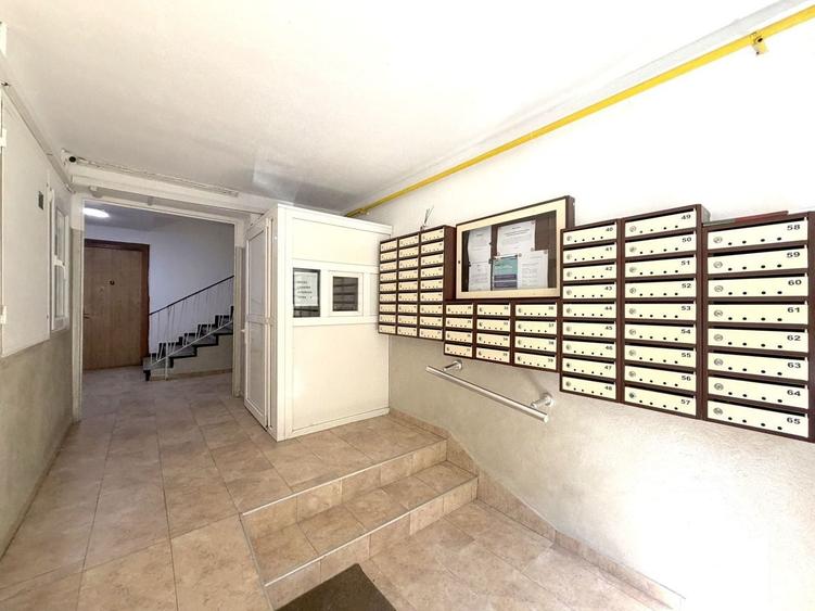 Apartament cu 2 camere decomandat, mobilat în Lacul Tei