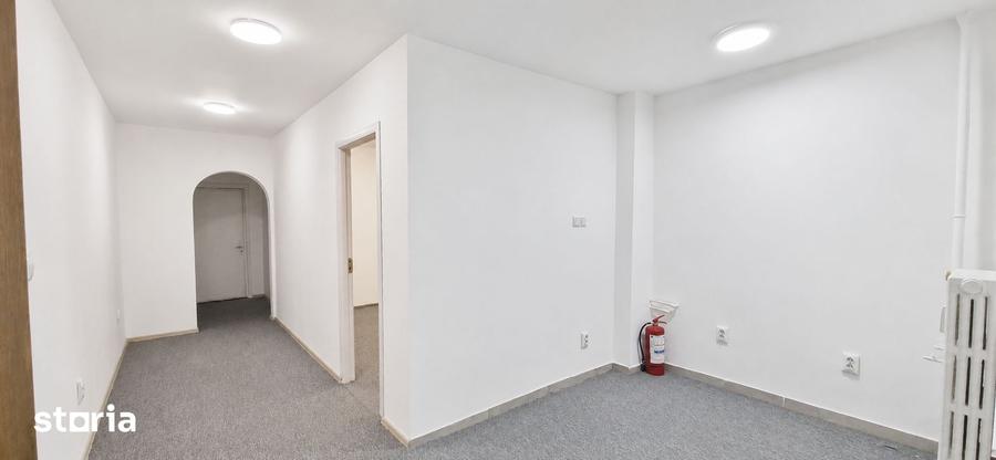 Spațiu comercial, de 32 mp, în Tătărași