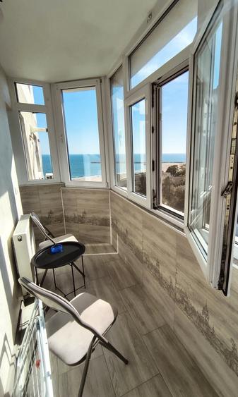 Apartament cu 3 camere, mobilat în Faleza Nord