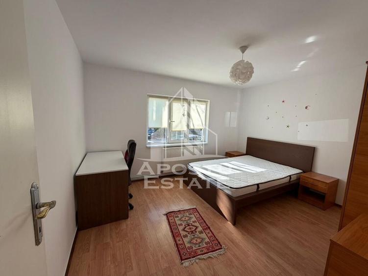 Apartament cu 3 camere decomandat în Fabric