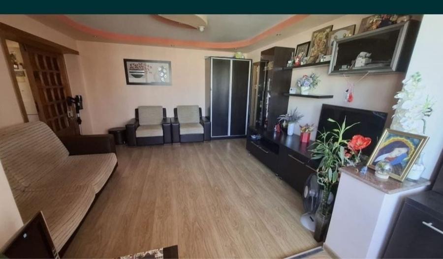 Apartament cu 2 camere decomandat în Găvana