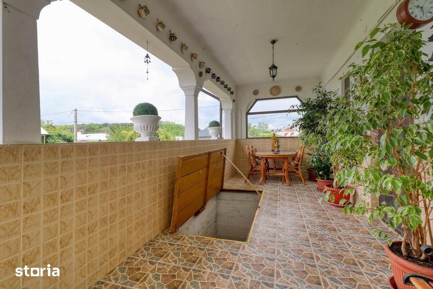 Casă cu 4 camere cu Teren 7049 Mp în Puchenii Mari