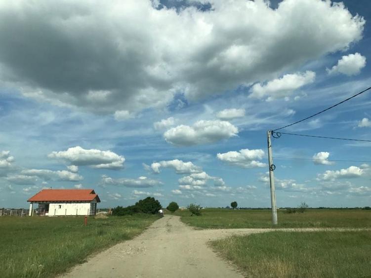 Teren de 605 mp, în Săcălaz