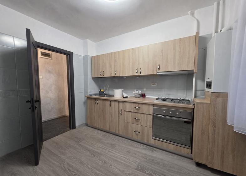 Apartament cu 2 camere decomandat în George Enescu