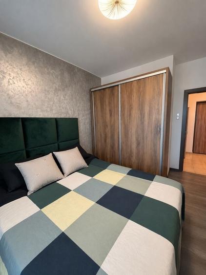 Apartament cu 3 camere în Roșu