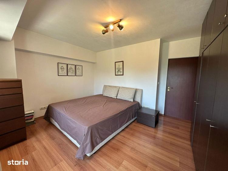 Apartament cu 3 camere semidecomandat, mobilat în Bucureștii Noi