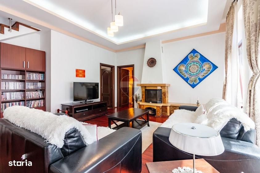 Casă cu 4 camere în Ostratu