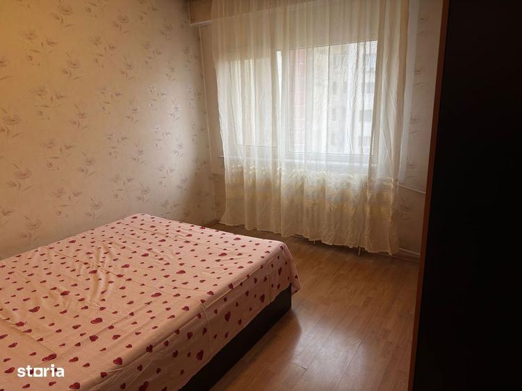 Apartament cu 2 camere nedecomandat în Universitate