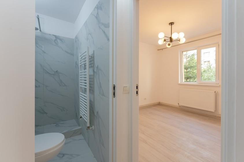 Apartament cu 2 camere semidecomandat în Astra