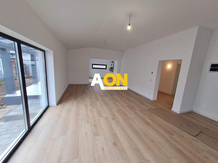 Casă individuală cu 3 camere cu Teren 380 Mp în Micești