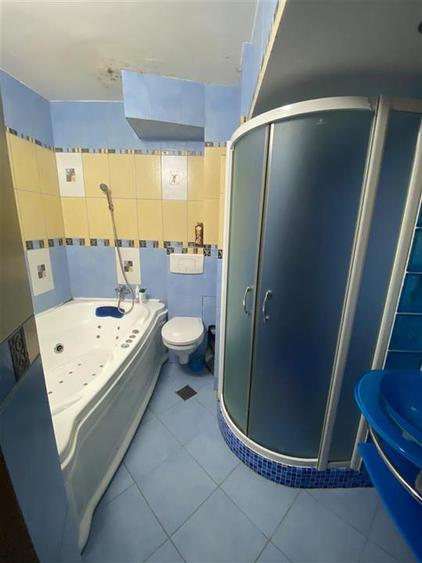 Apartament cu 3 camere decomandat, mobilat în Păcurari