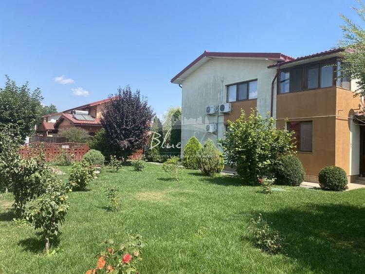 Duplex cu 8 camere cu Canalizare în Cumpăna