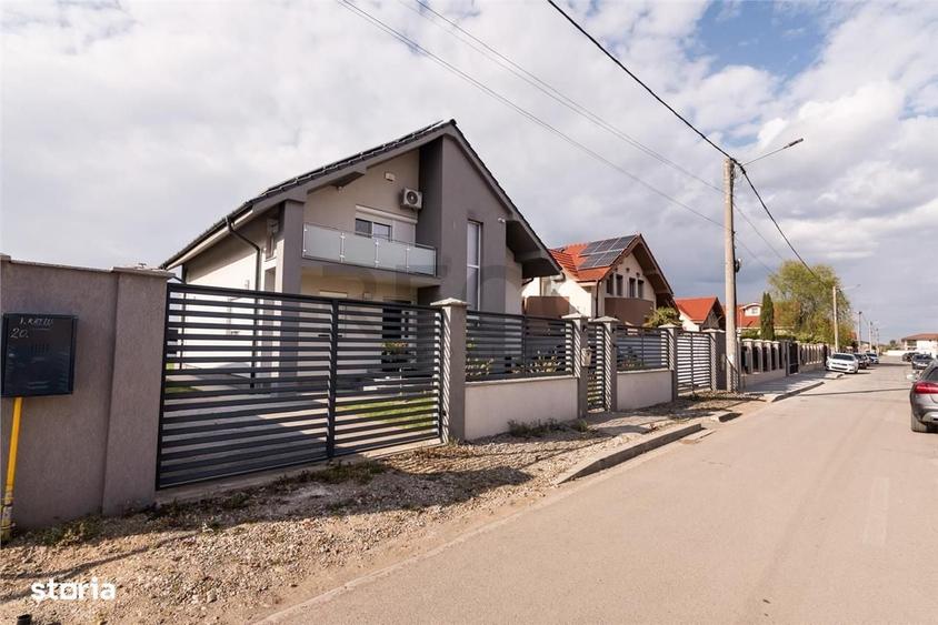 Casă cu 3 camere în Rontău