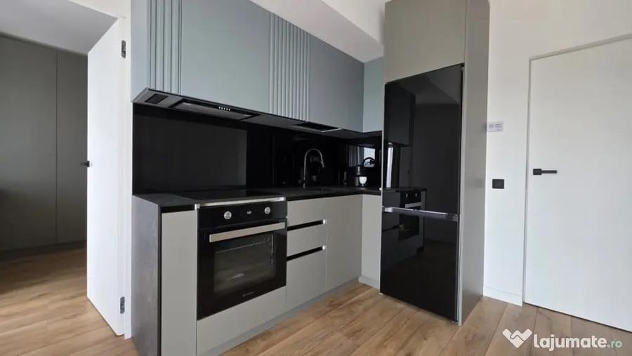 Apartament cu 2 camere semidecomandat în Florești