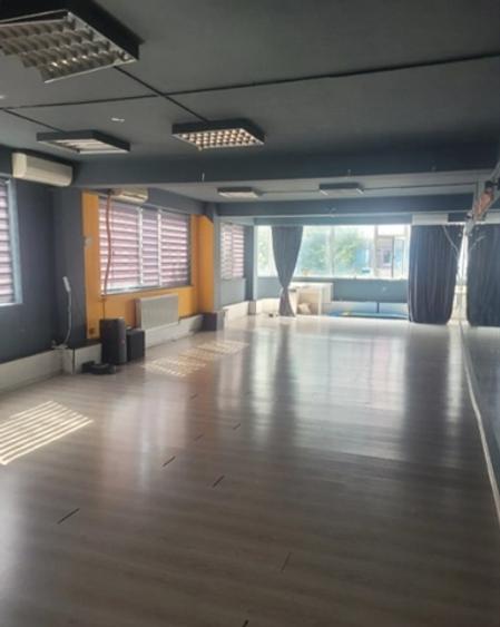 Birou, de 200 mp, în Inel II