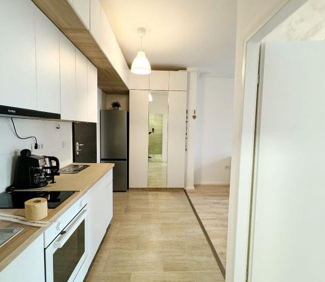 Apartament cu 2 camere semidecomandat, mobilat în Lujerului