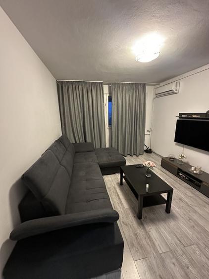 Apartament cu 2 camere decomandat în Baba Novac