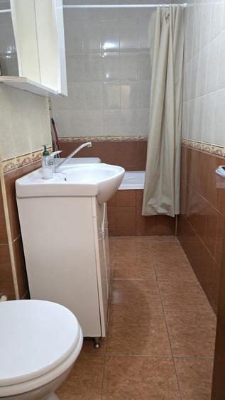 Inchiriere garsoniera decomandata, etaj 1,  metrou Timpuri Noi, loc de parcare! - 11