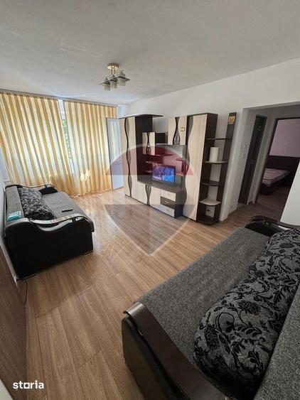 Apartament cu 2 camere semidecomandat în Șoarș